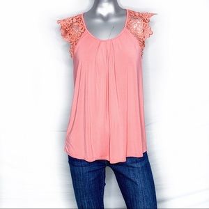 Market & Spruce Lace Sleeve Top